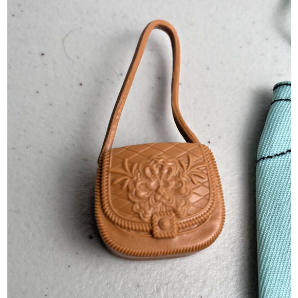 Barbie Doll Clothes Fashion 2 Outfits Shoes Heels Purse Sunglasses 9 Piece Lot - Picture 5 of 7